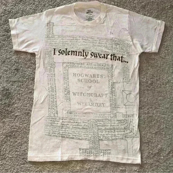 🔥Vintage Hogwarts Marauder’s S Map Tee -  Harry Potter Wizardry School T-Shirt - Picture 1 of 5